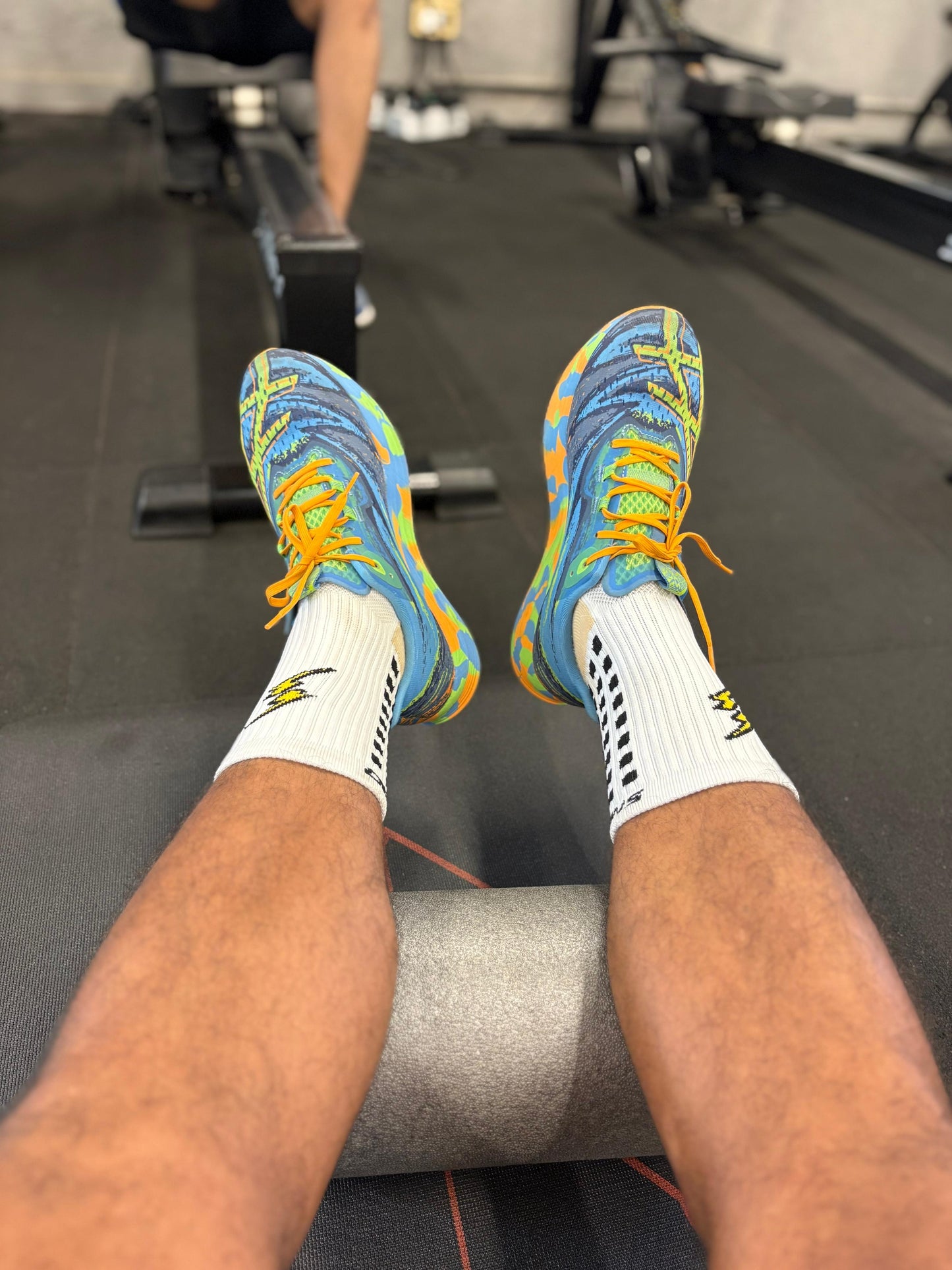 WHITE SNICK GRIP SOCKS