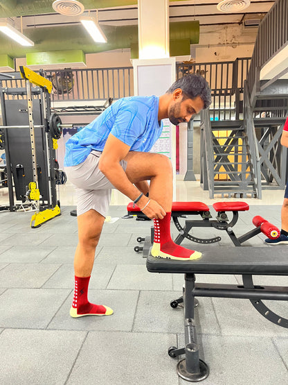 RED SNICK GRIP SOCKS